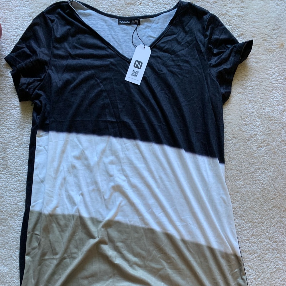 Multicolored t-shirt dress